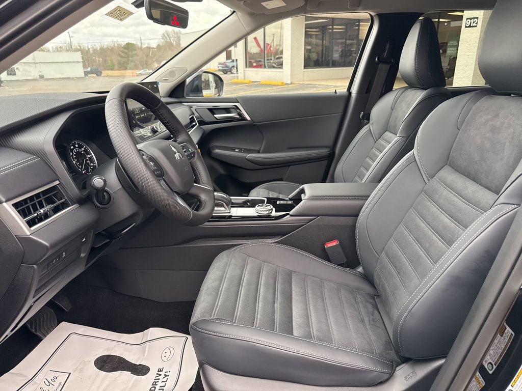 New 2026 Mitsubishi Outlander LE AWD/4WD image 21