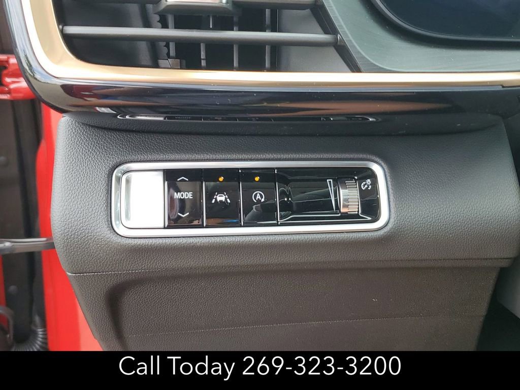 New 2025 Buick Envision Avenir image 18