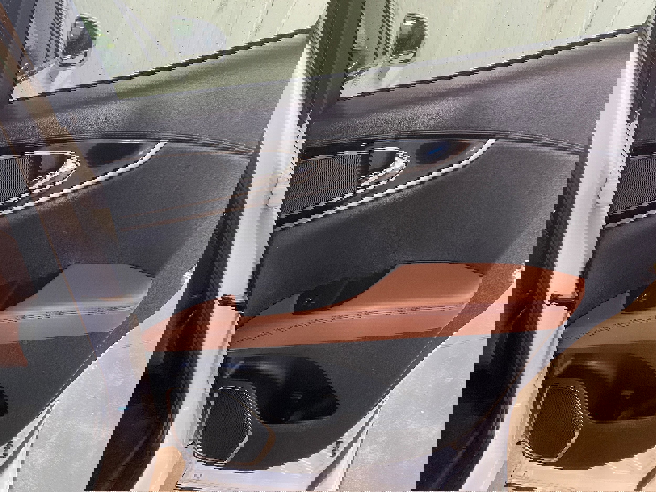 Used 2023 Lincoln Nautilus Reserve image 28