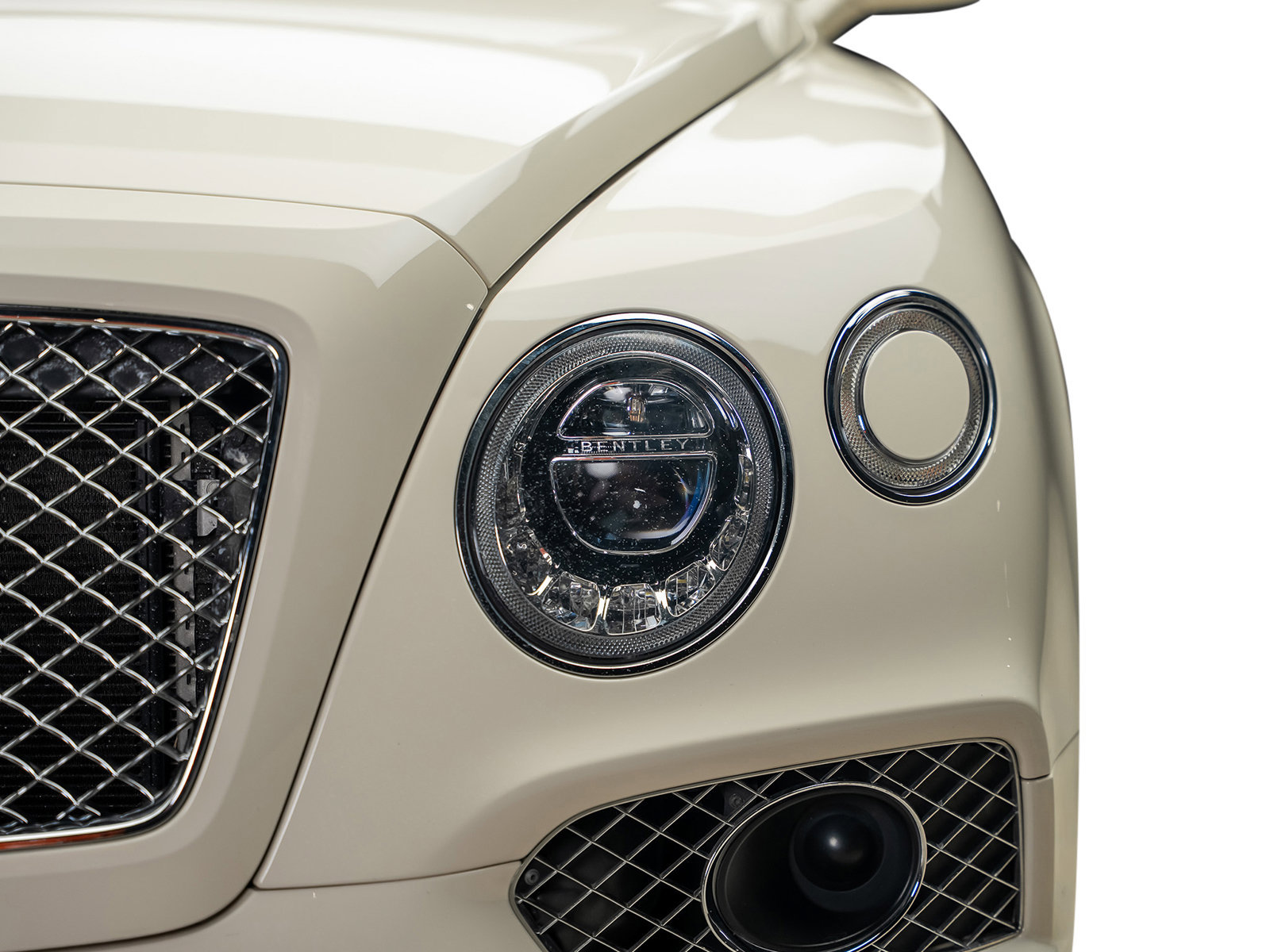 Used 2019 Bentley Bentayga AWD/4WD image 4