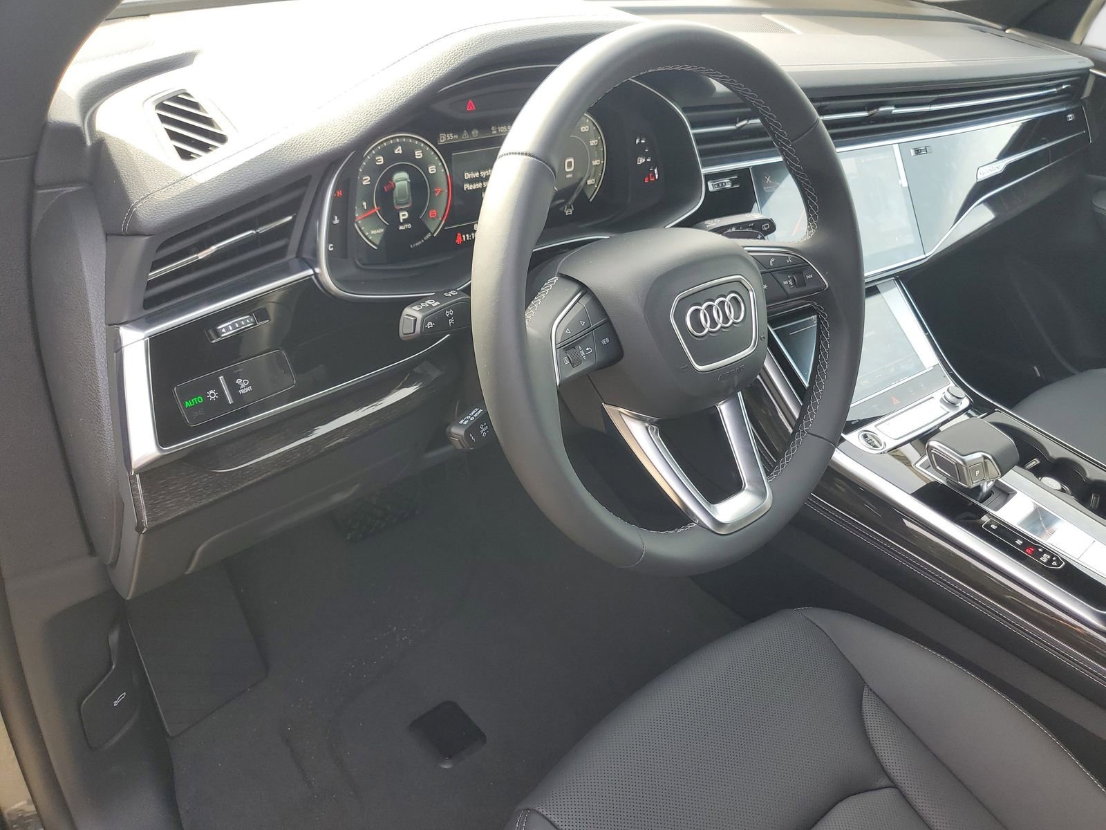 New 2026 Audi Q8 Premium Plus image 18