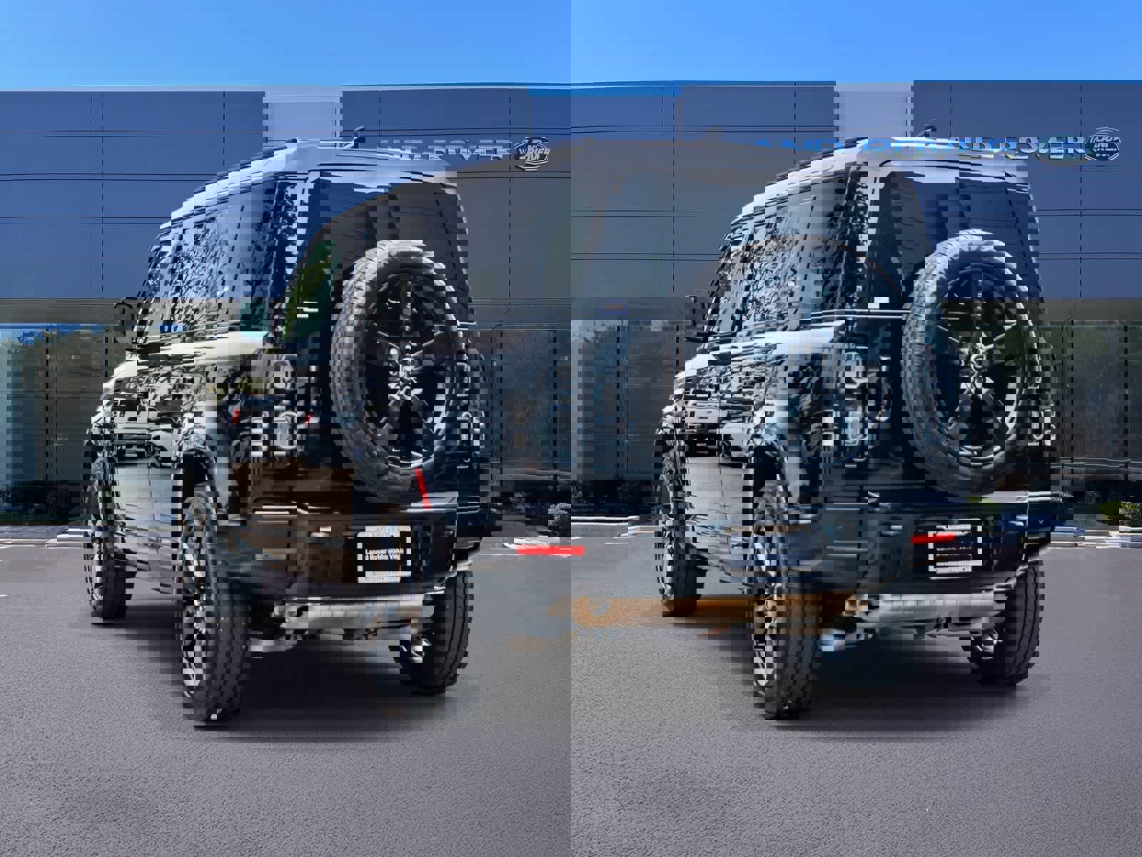 Used 2024 Land Rover Defender 110 X image 6