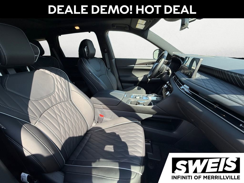 Certified 2026 INFINITI QX60 Autograph w/ Dark Cargo Package image 10