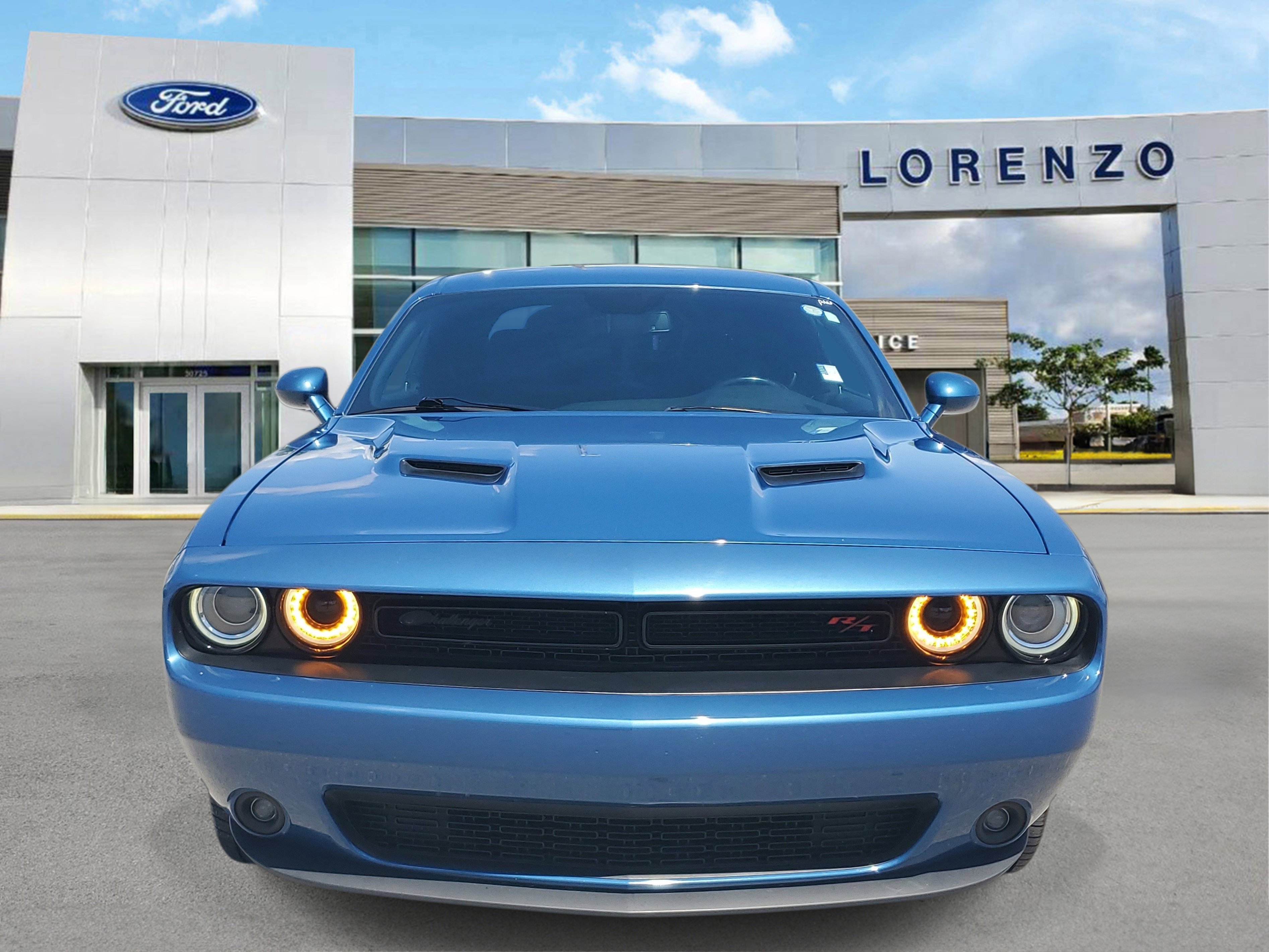 Used 2021 Dodge Challenger SXT w/ Blacktop Package image 2