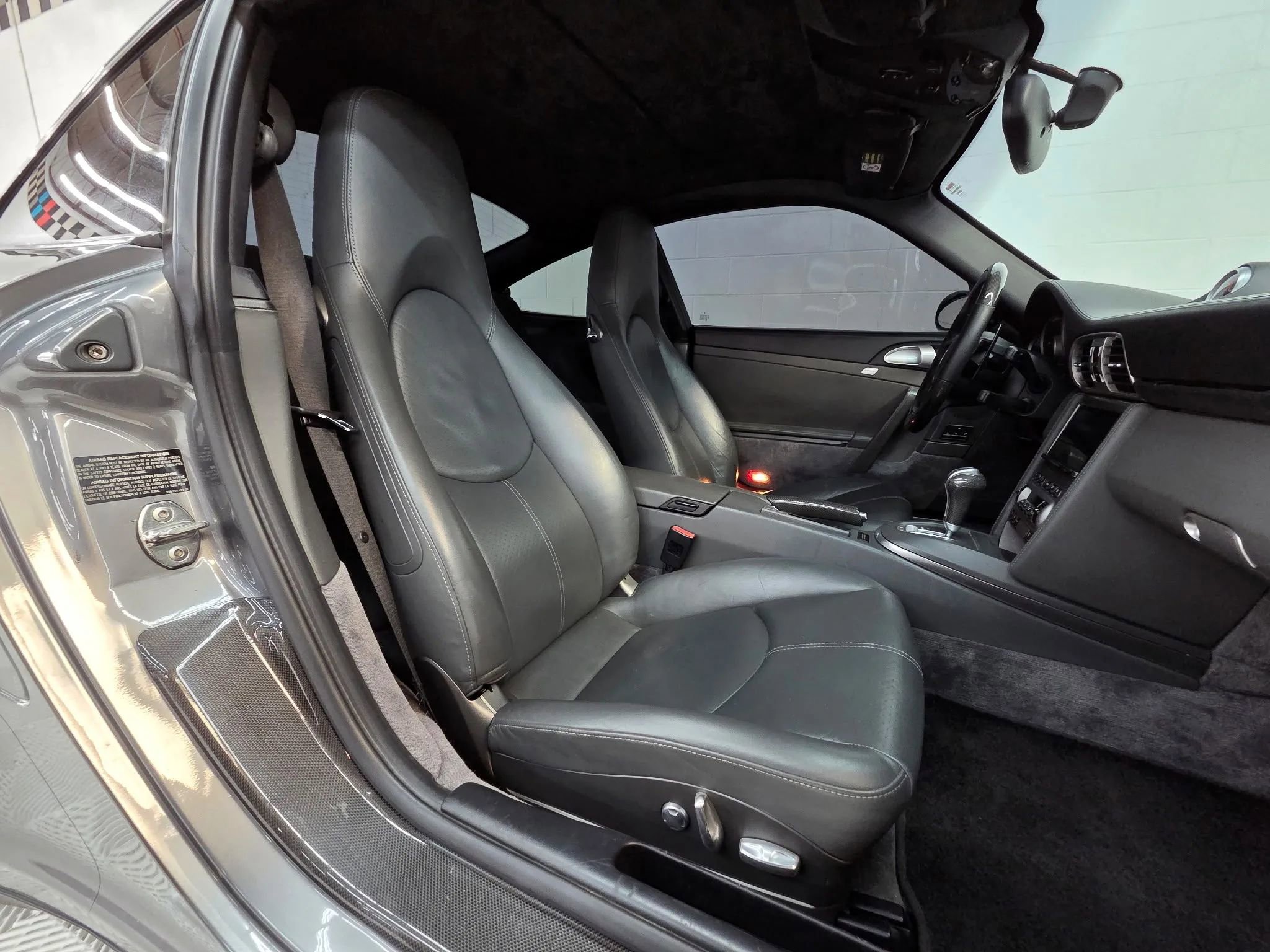 Used 2007 Porsche 911 Turbo image 15