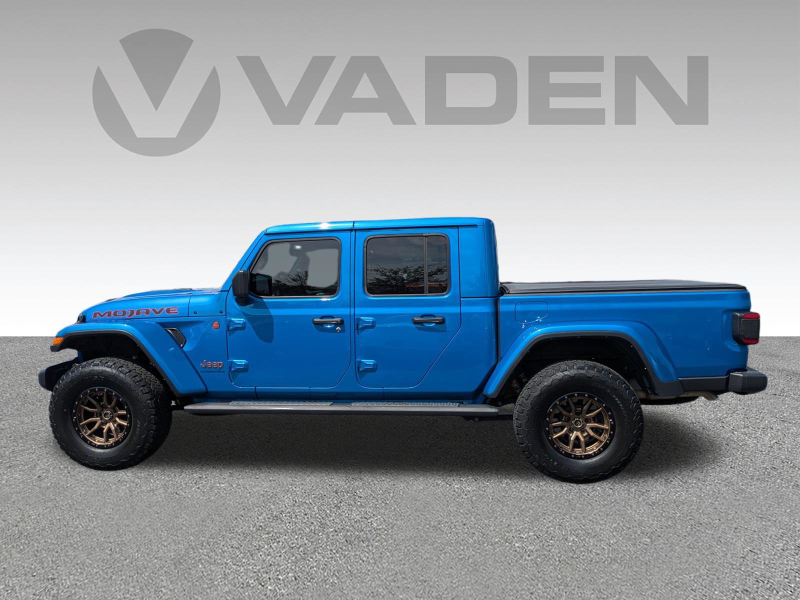 Used 2023 Jeep Gladiator Mojave w/ LED Lighting Group image 26