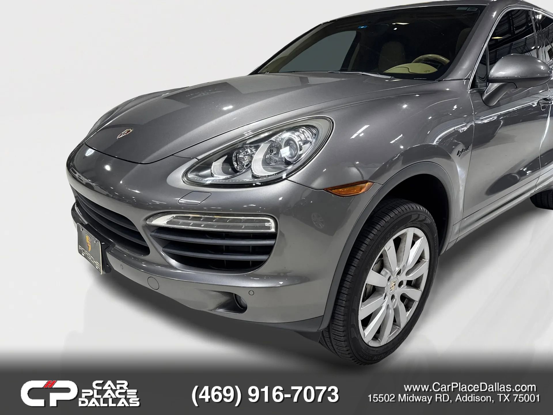 Used 2011 Porsche Cayenne S AWD/4WD image 5
