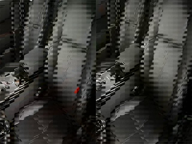 Used 2024 Land Rover Range Rover Velar Dynamic SE image 20