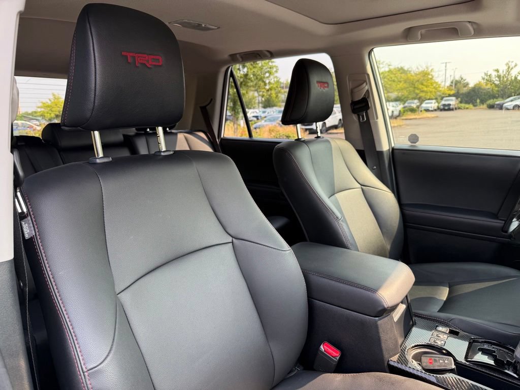Used 2023 Toyota 4Runner TRD Off-Road Premium w/ Moonroof Package AWD/4WD image 22
