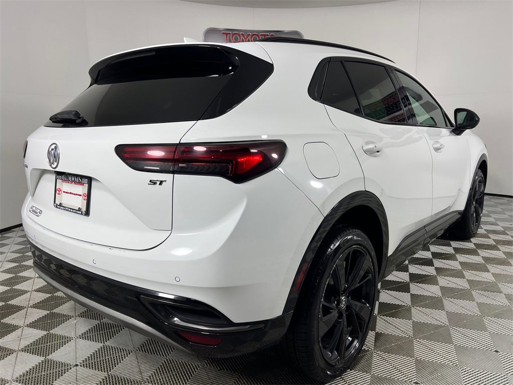 Used 2023 Buick Envision Essence w/ Sport Touring Package image 4