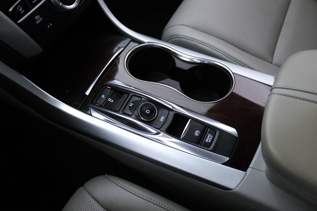 Used 2016 Acura TLX w/ Technology Package FWD image 21