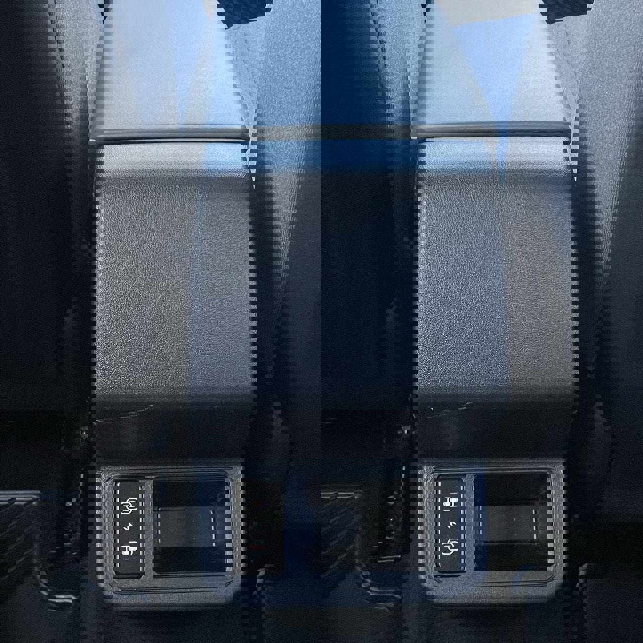 Used 2025 Kia K4 EX image 22