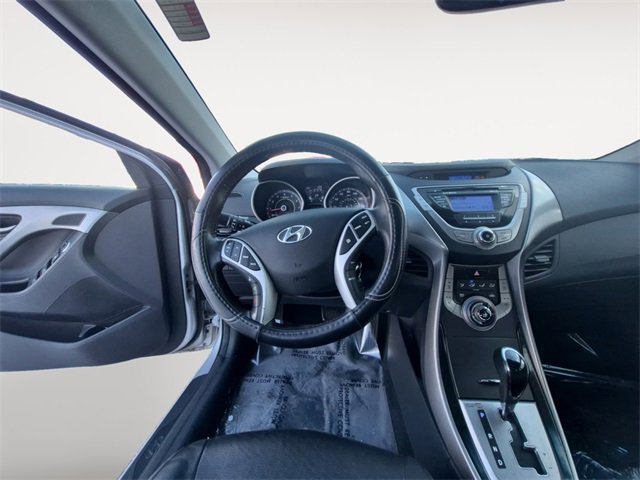 Used 2013 Hyundai Elantra Limited image 12