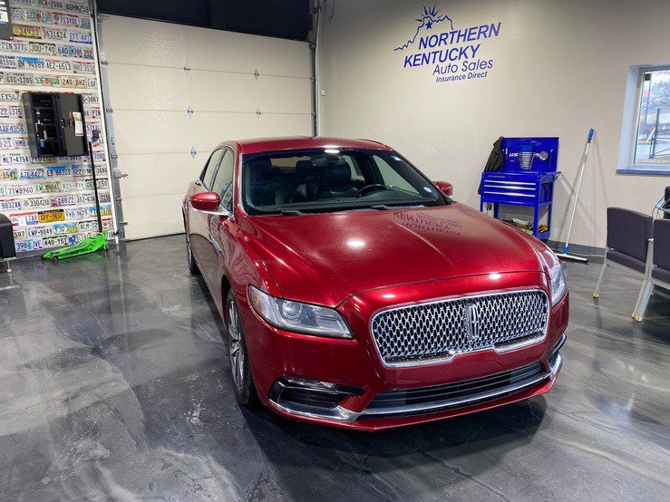Used 2018 Lincoln Continental Premiere FWD image 1