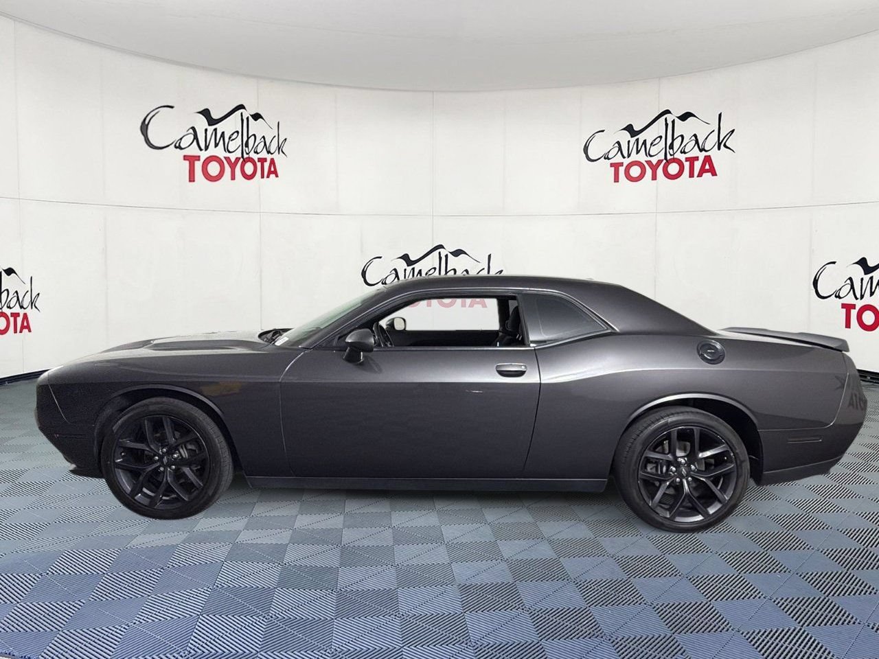 Used 2021 Dodge Challenger SXT w/ Blacktop Package RWD image 5