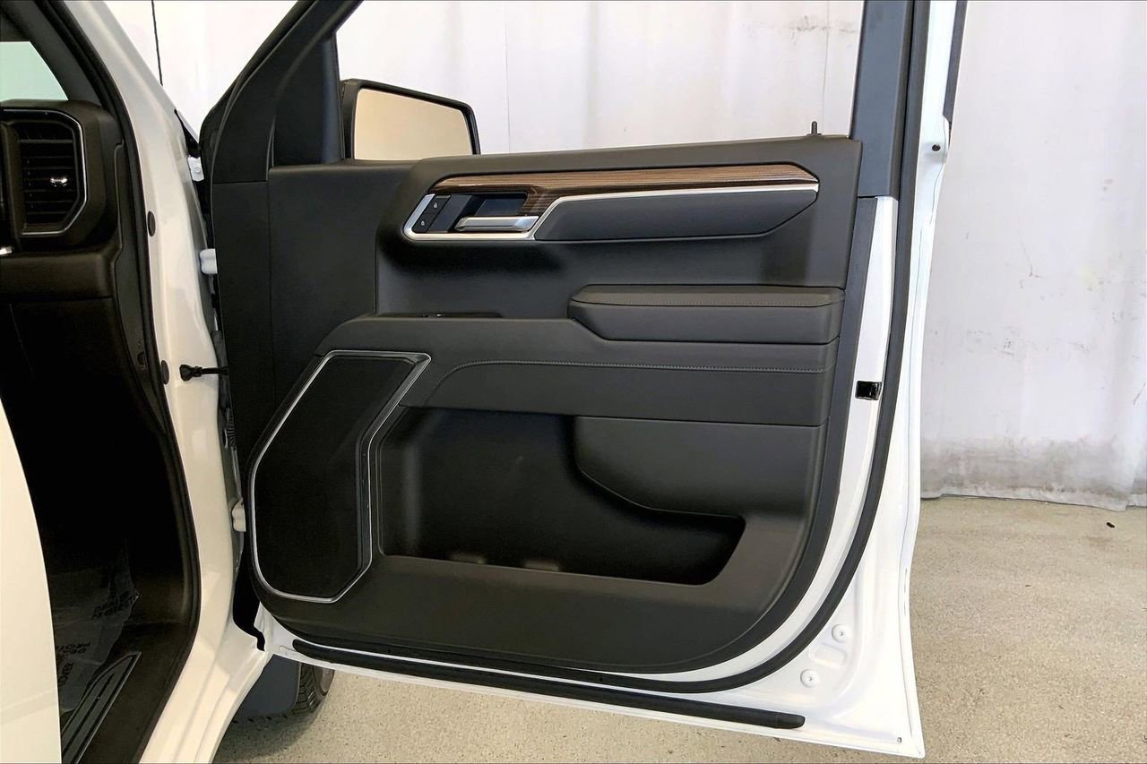 Used 2026 Chevrolet Silverado 1500 RST image 26