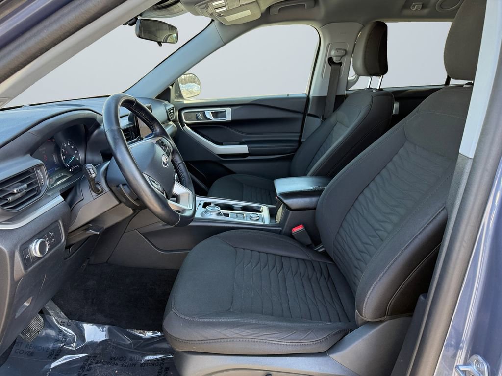 Used 2021 Ford Explorer XLT w/ Class III Trailer Tow Package image 9