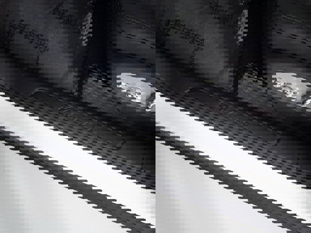 New 2026 Porsche Macan image 21