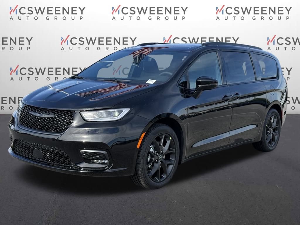 New 2026 Chrysler Pacifica Select w/ S Appearance Package