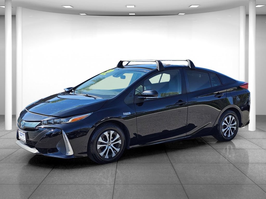 Used 2022 Toyota Prius Prime XLE FWD image 3