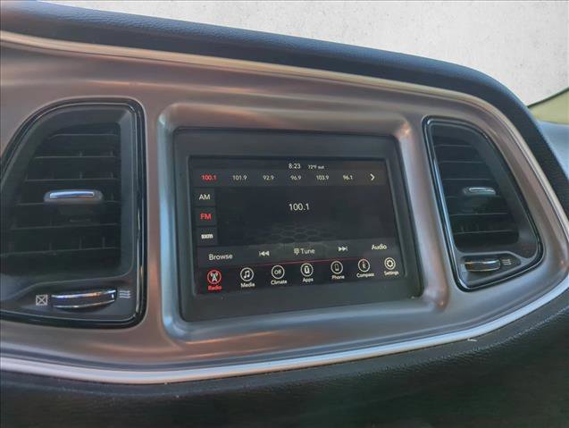 Used 2019 Dodge Challenger SXT image 15