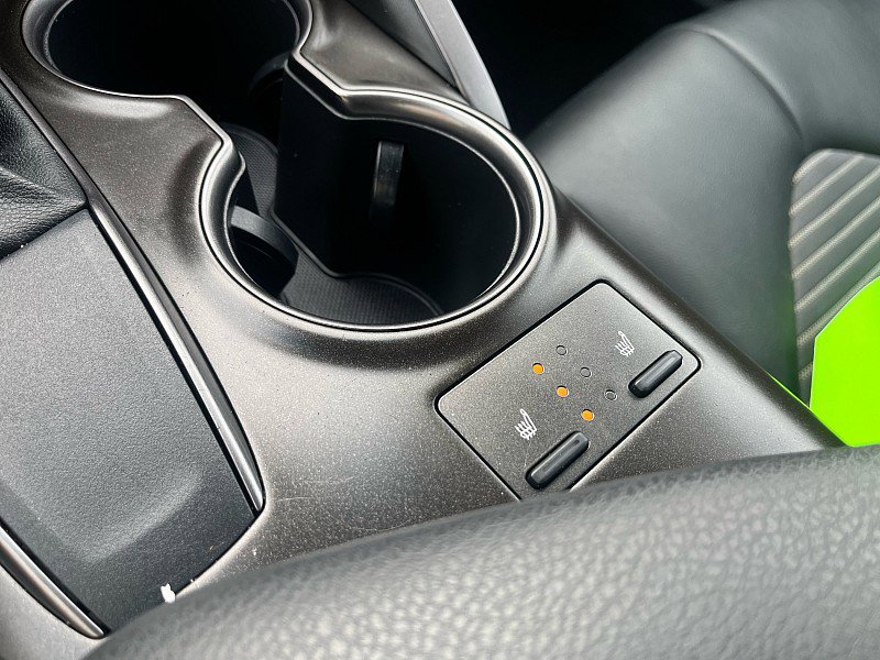 Used 2021 Toyota Camry SE FWD image 26