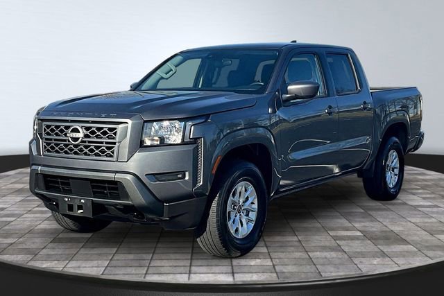 Used 2024 Nissan Frontier SV image 1