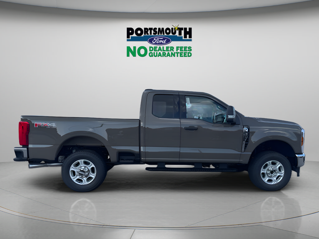 New 2026 Ford F250 XLT w/ FX4 Off-Road Package AWD/4WD image 6