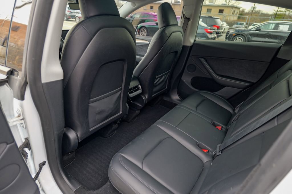 Used 2024 Tesla Model Y Long Range image 25
