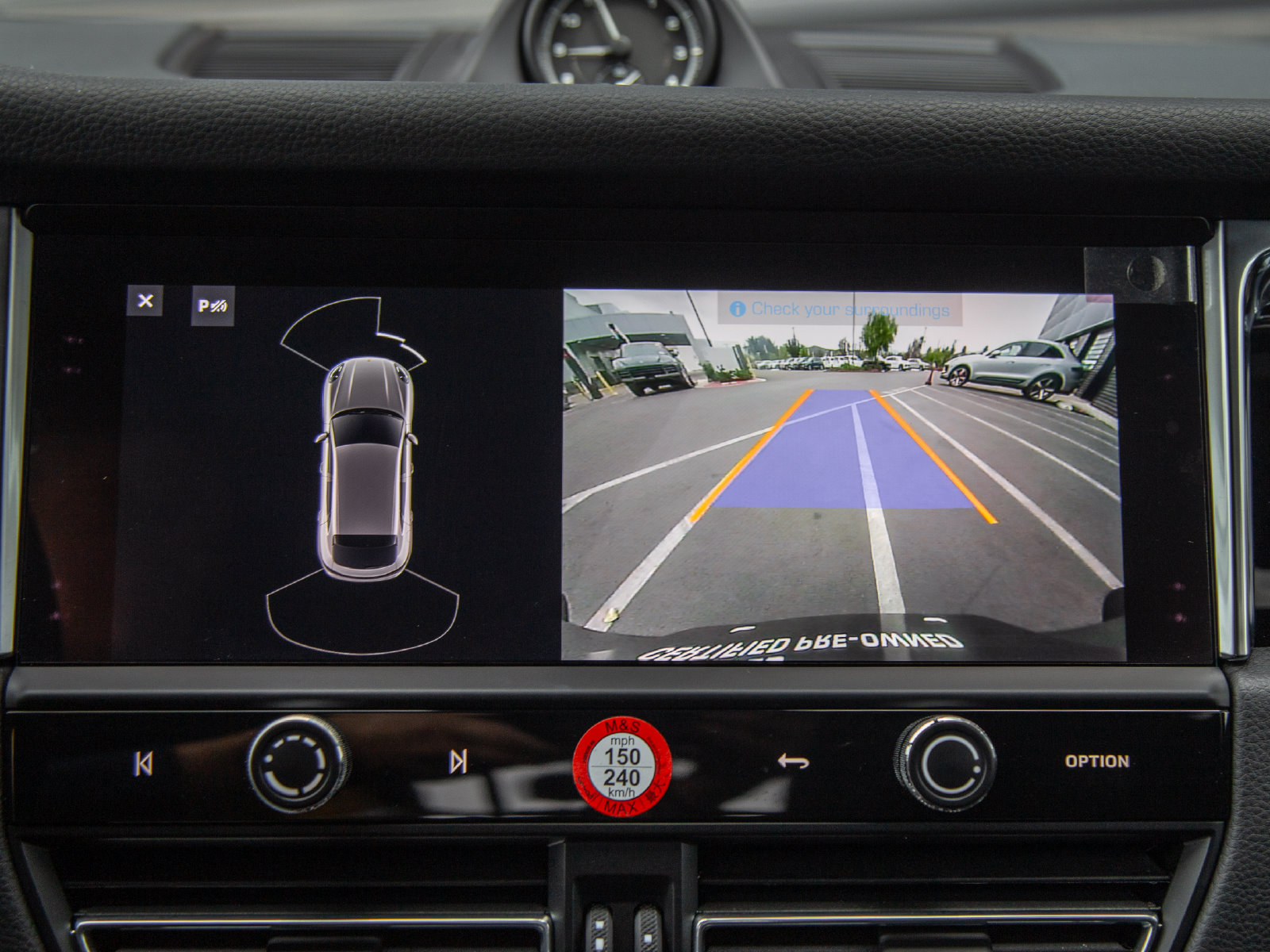 Certified 2024 Porsche Macan AWD/4WD image 20