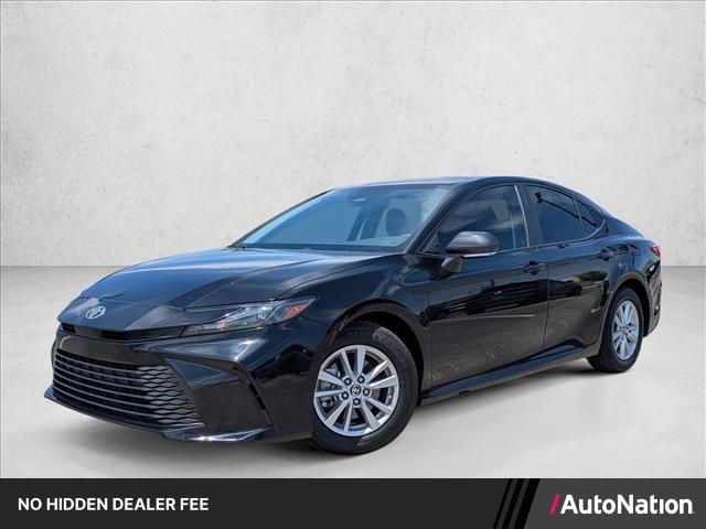 Used 2025 Toyota Camry LE w/ Convenience Package FWD image 1