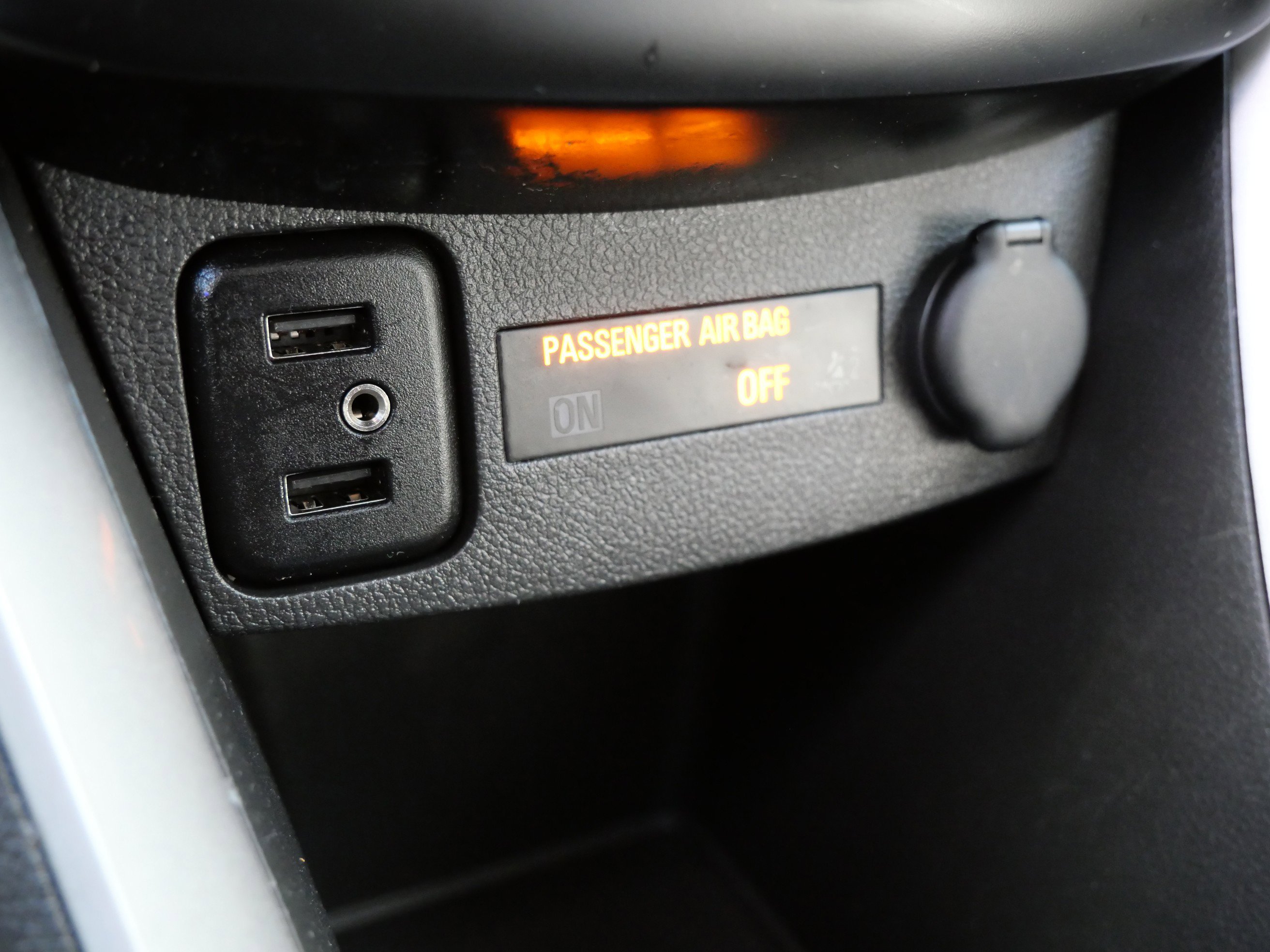 Certified 2022 Chevrolet Trax LT w/ LT Convenience Package image 15