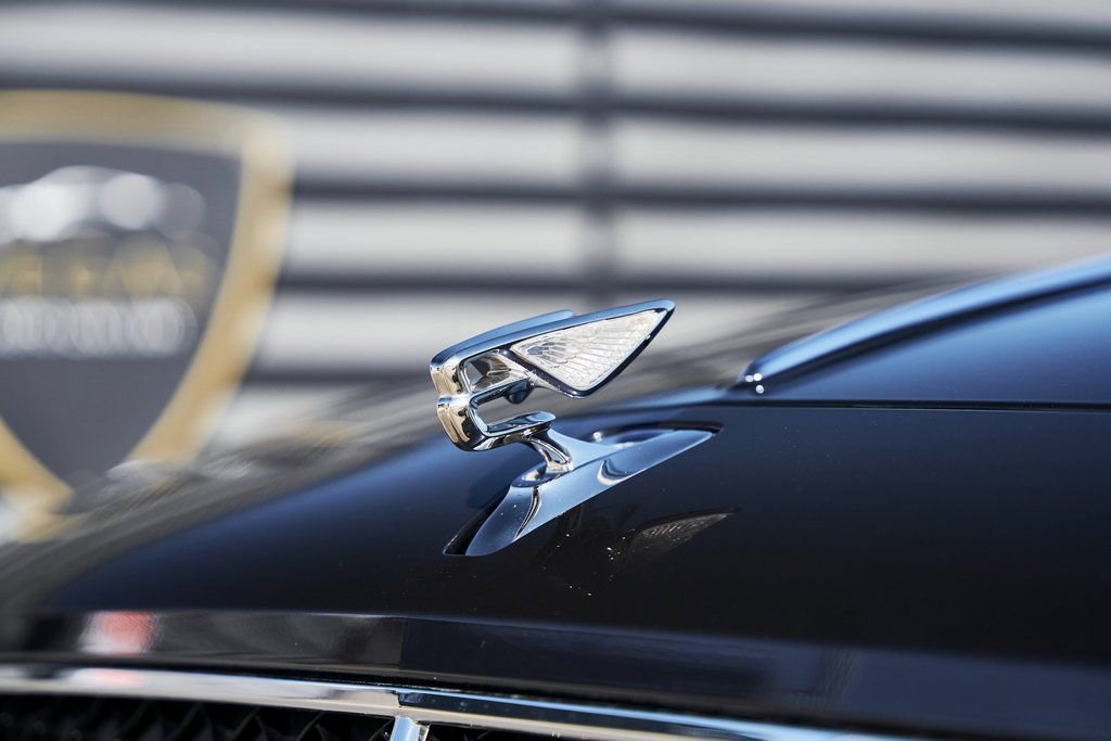 Used 2024 Bentley Flying Spur V8 image 8