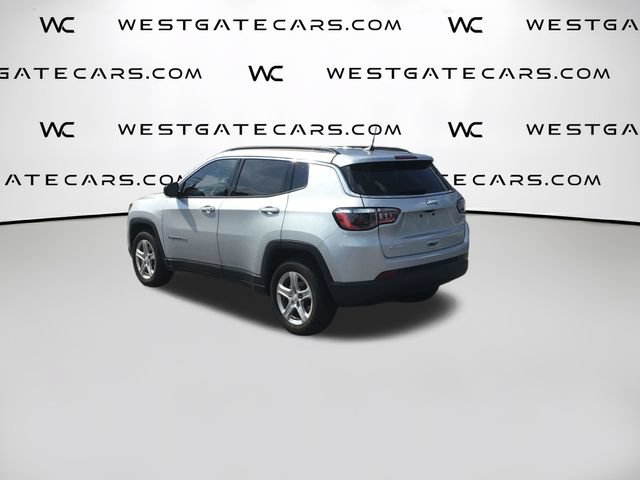 Used 2024 Jeep Compass Latitude AWD/4WD image 7