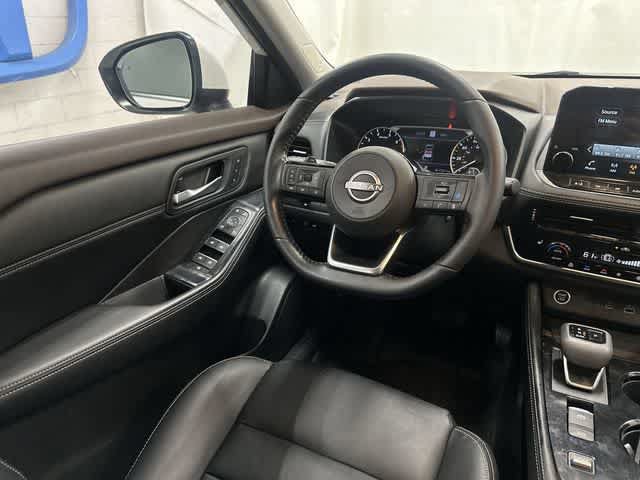 Used 2023 Nissan Rogue SL w/ SL Premium Package FWD image 12