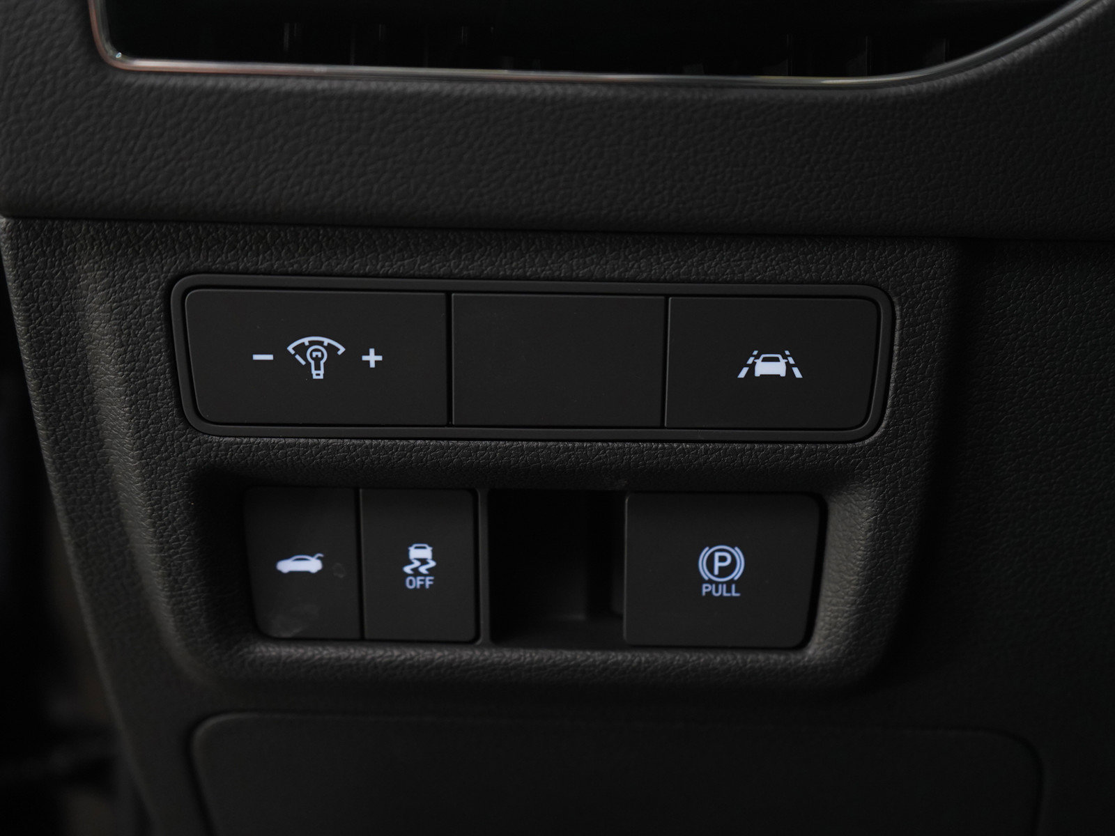 Used 2023 Hyundai Sonata Limited w/ Preferred Accessory Package image 25