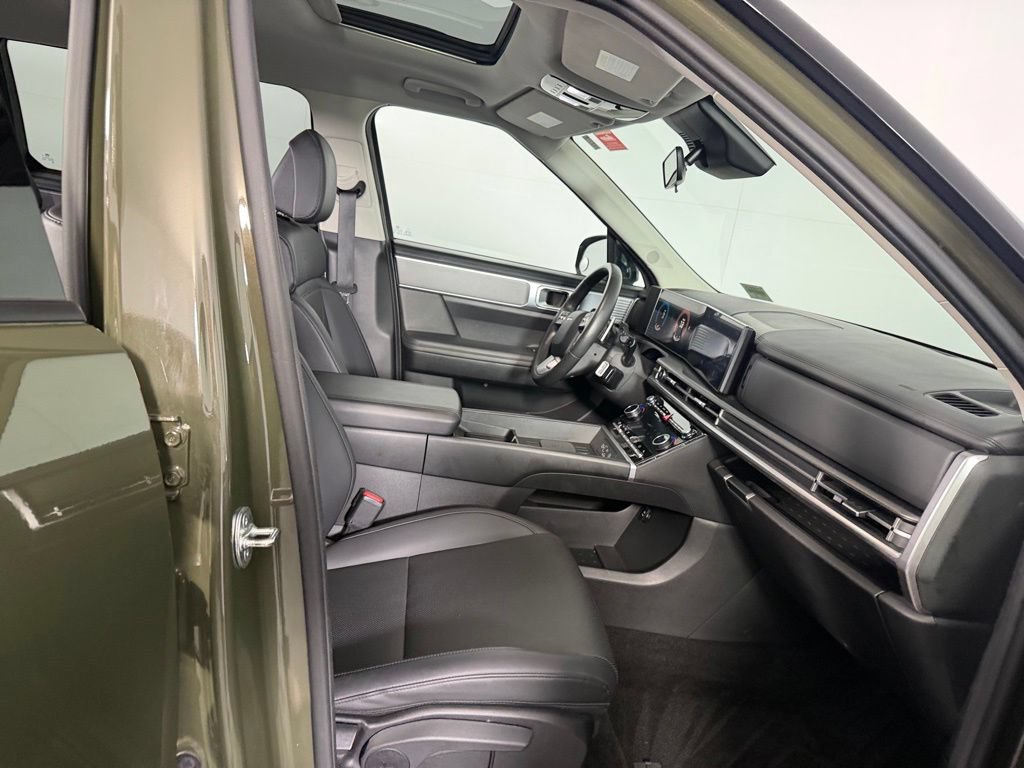 Used 2025 Hyundai Santa Fe XRT AWD/4WD image 30
