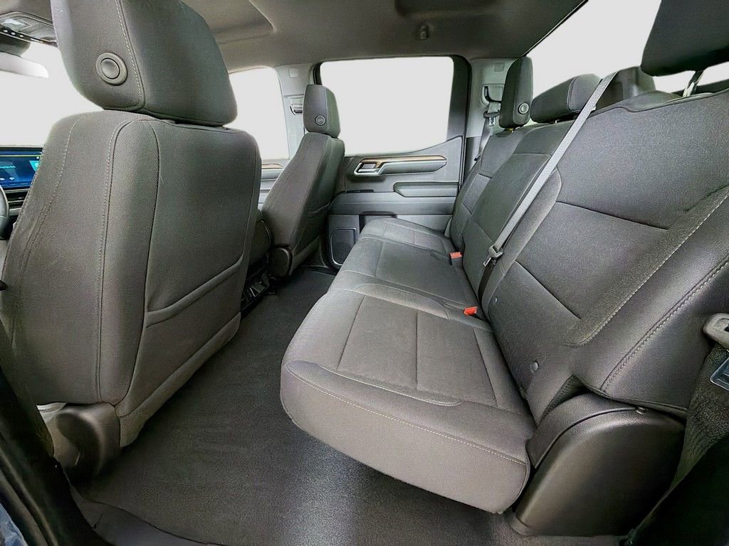 Used 2024 Chevrolet Silverado 1500 LT image 22