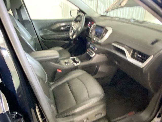 Used 2023 GMC Terrain SLT image 38