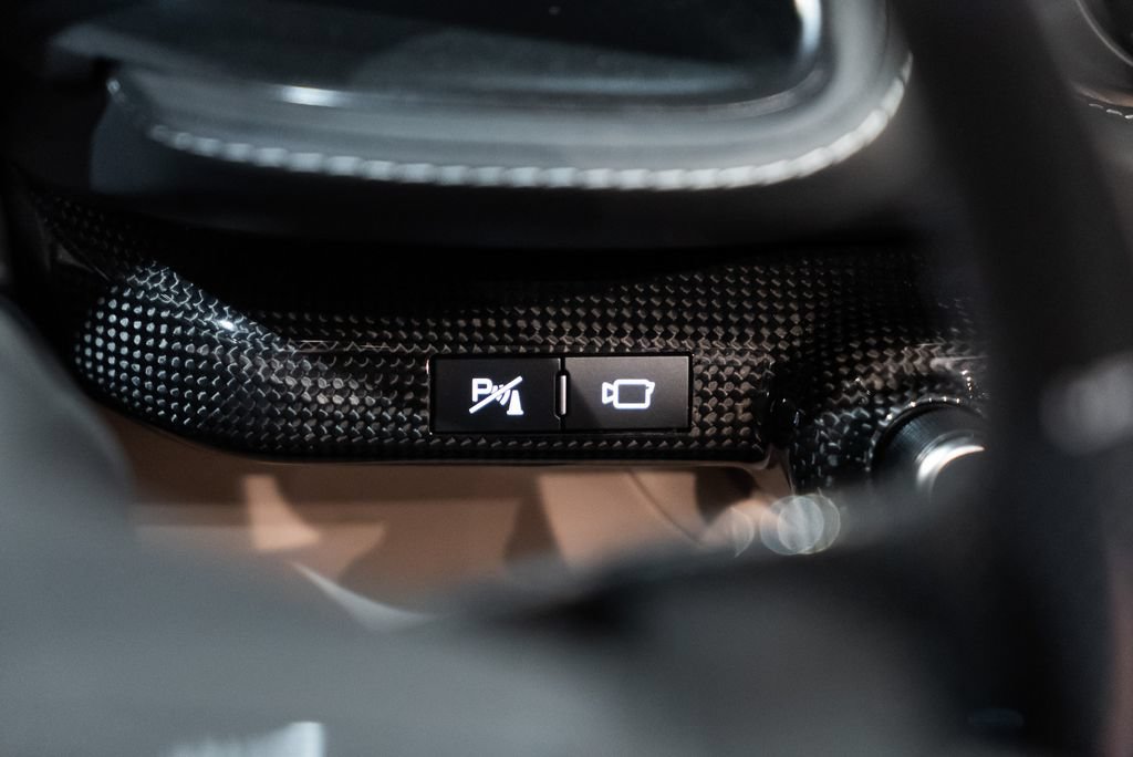 Certified 2021 Ferrari 812 GTS RWD image 39