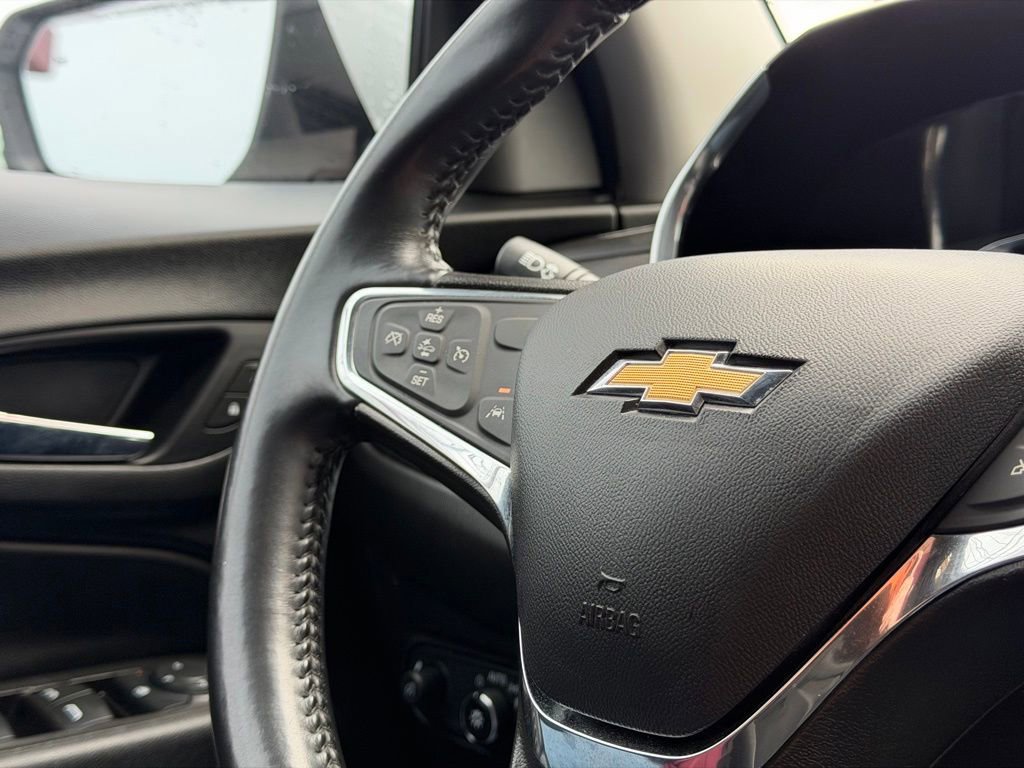 Used 2020 Chevrolet Equinox LT w/ Driver Convenience Package AWD/4WD image 18