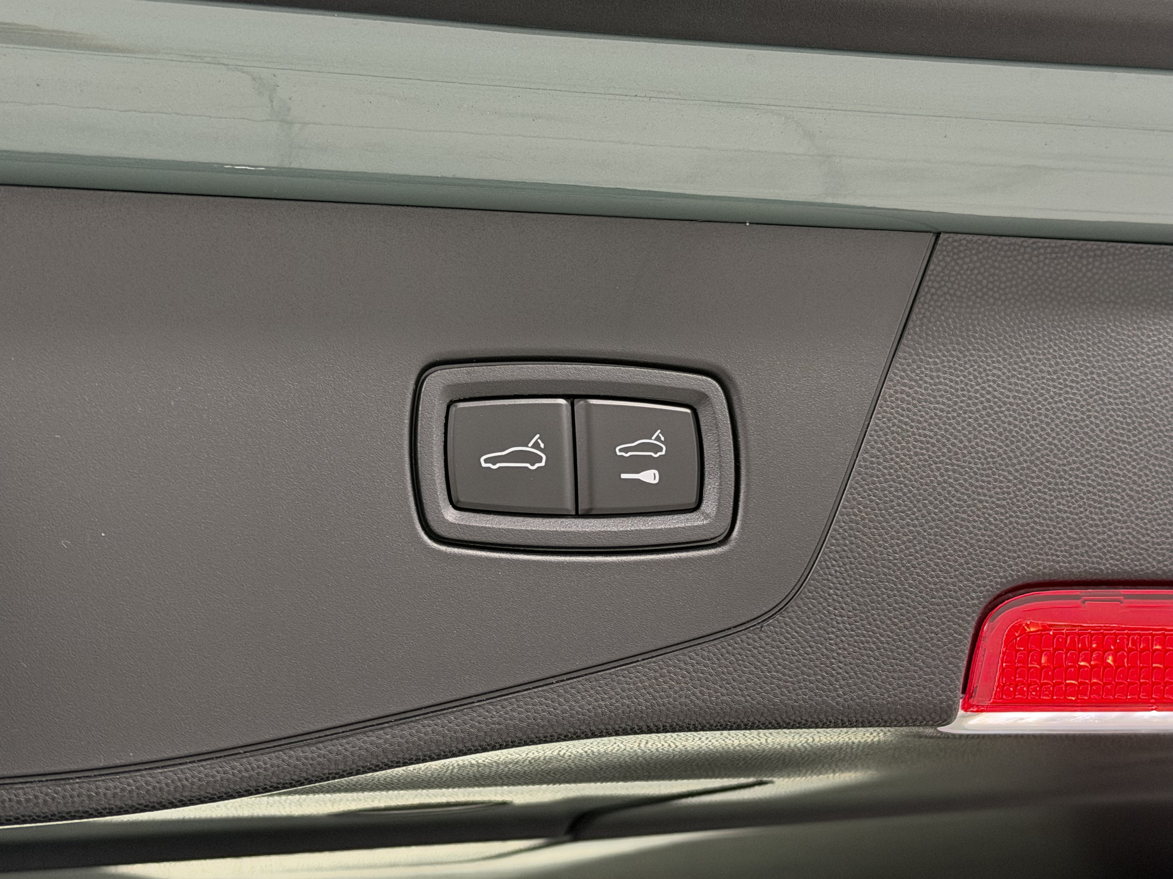New 2026 Porsche Cayenne Electric AWD/4WD image 69