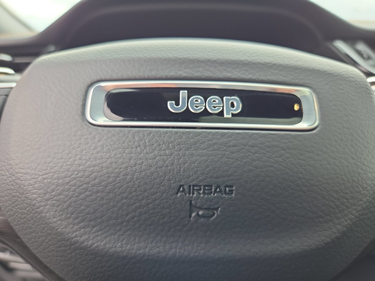 New 2026 Jeep Grand Cherokee Limited AWD/4WD image 25