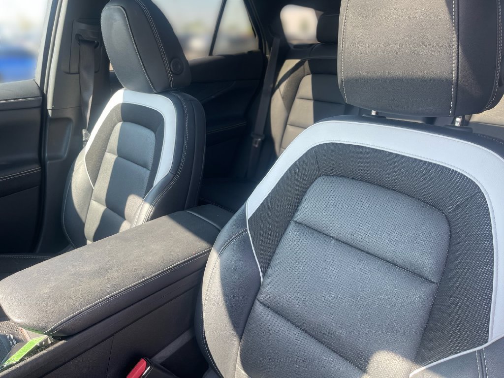 Used 2024 Chevrolet Blazer EV LT AWD/4WD image 18