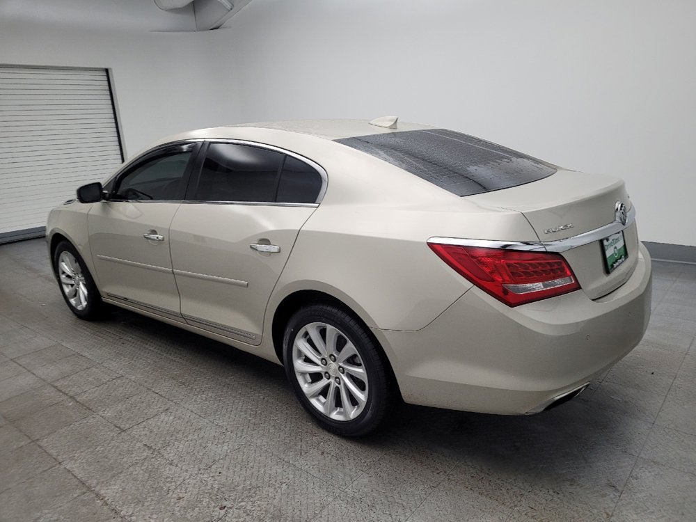 Used 2015 Buick LaCrosse Premium image 3