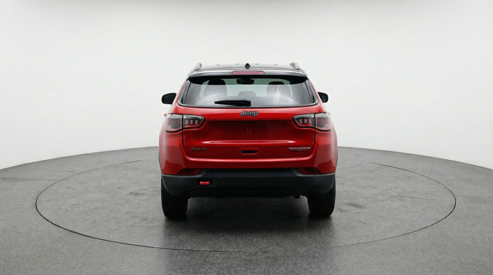 Used 2025 Jeep Compass Trailhawk image 7