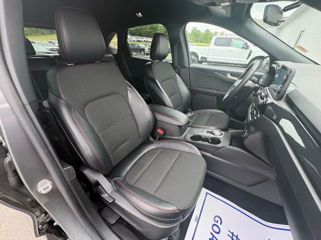 Used 2025 Ford Escape ST-Line AWD/4WD image 29