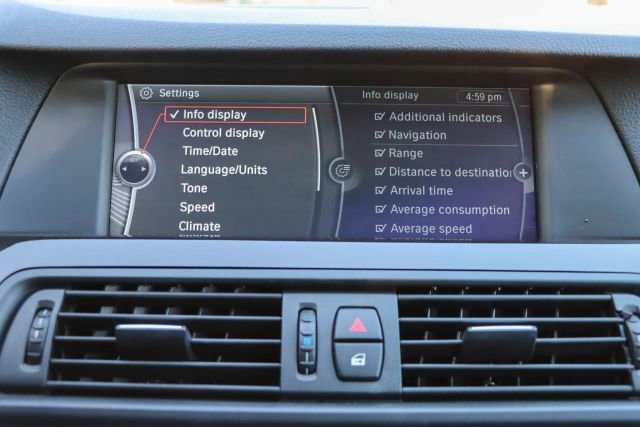 Used 2011 BMW 535i 535i image 38