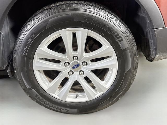 Used 2018 Ford Explorer XLT AWD/4WD image 33