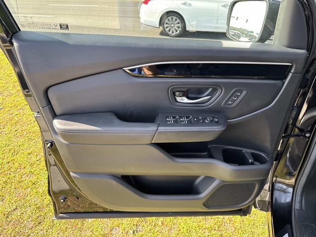 Certified 2025 Honda Pilot Touring image 19